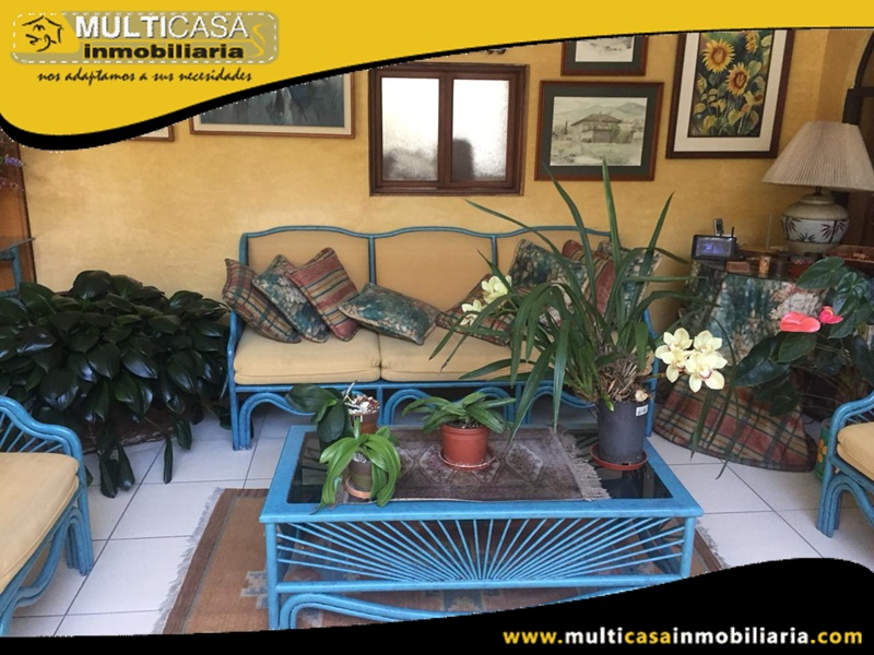 Casa Comercial en Venta a Crédito Sector Av. Primero Mayo Cuenca-Ecuador