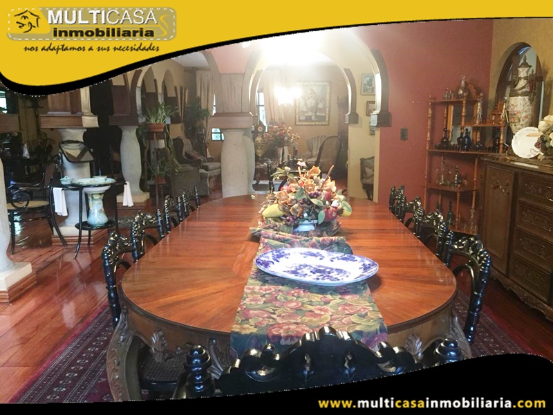 Casa Comercial en Venta a Crédito Sector Av. Primero Mayo Cuenca-Ecuador