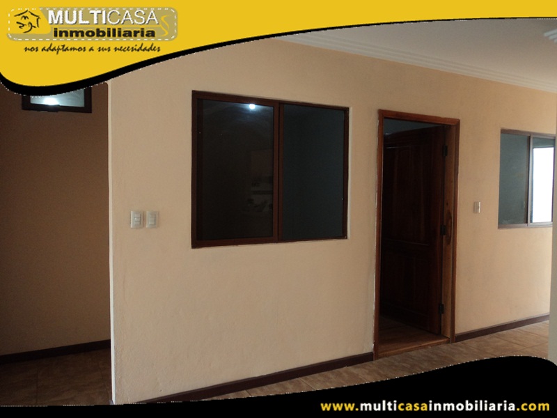 Casa en Venta a Crédito Sector Las Orquídeas Cuenca - Ecuador