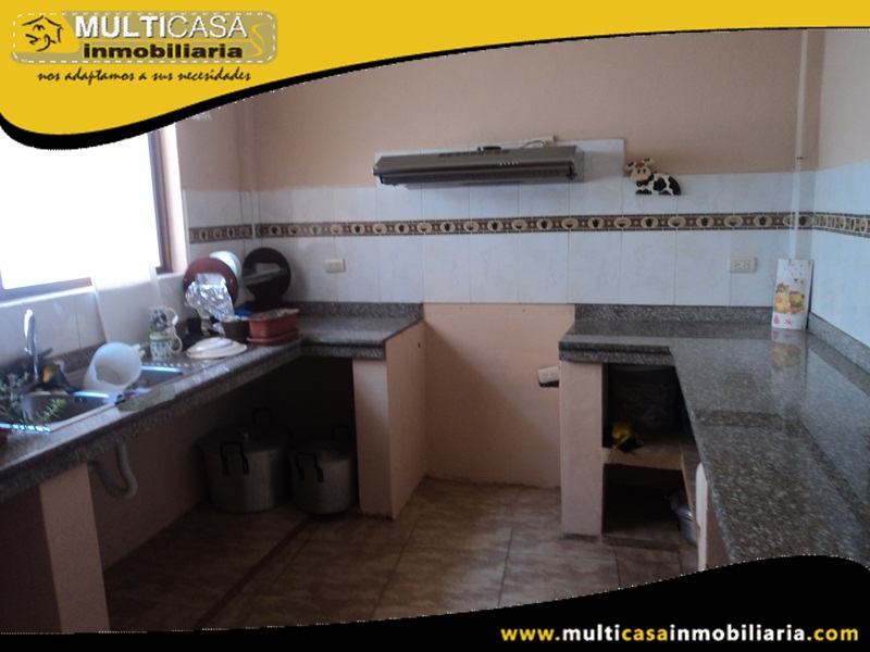 Casa en Venta a Crédito Sector Las Orquídeas Cuenca - Ecuador