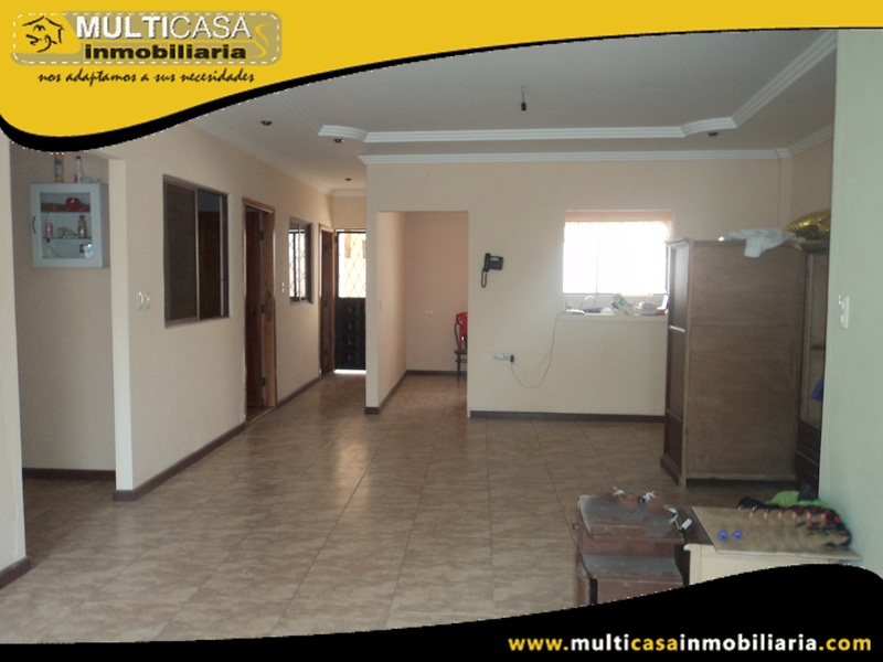 Casa en Venta a Crédito Sector Las Orquídeas Cuenca - Ecuador
