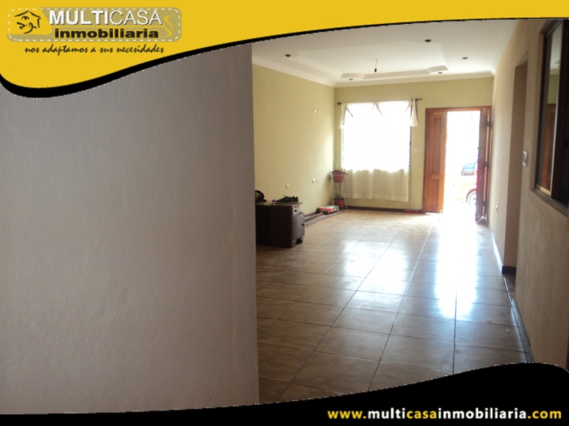 Casa en Venta a Crédito Sector Las Orquídeas Cuenca - Ecuador