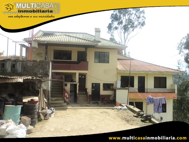 Casa de 5777 metros de terreno  en Venta a Crédito Sector Rayoloma Cuenca-Ecuador