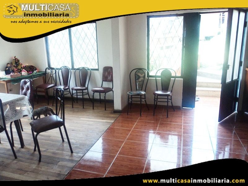 Casa de 5777 metros de terreno  en Venta a Crédito Sector Rayoloma Cuenca-Ecuador