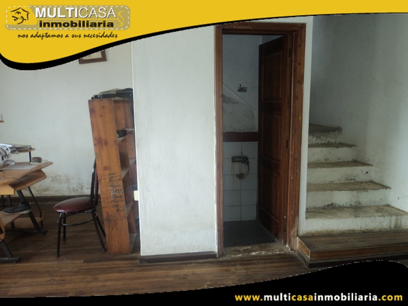 Casa de 5777 metros de terreno  en Venta a Crédito Sector Rayoloma Cuenca-Ecuador