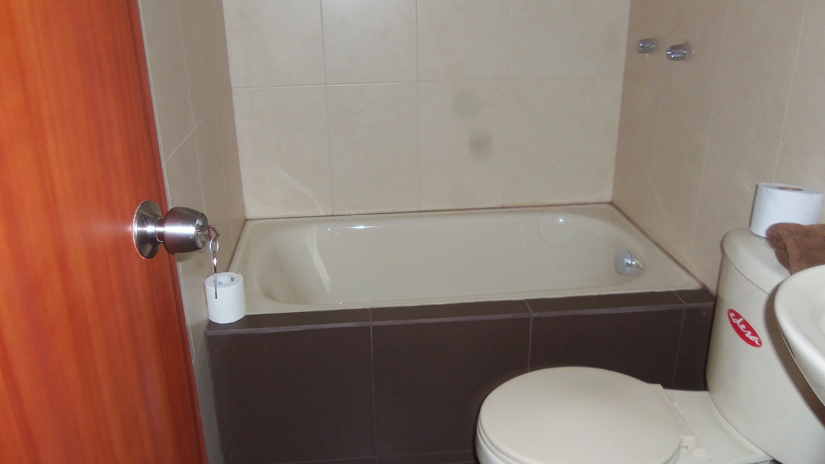 Casa de Venta en Condominio Girasoles N° 16 al Este de Cuenca