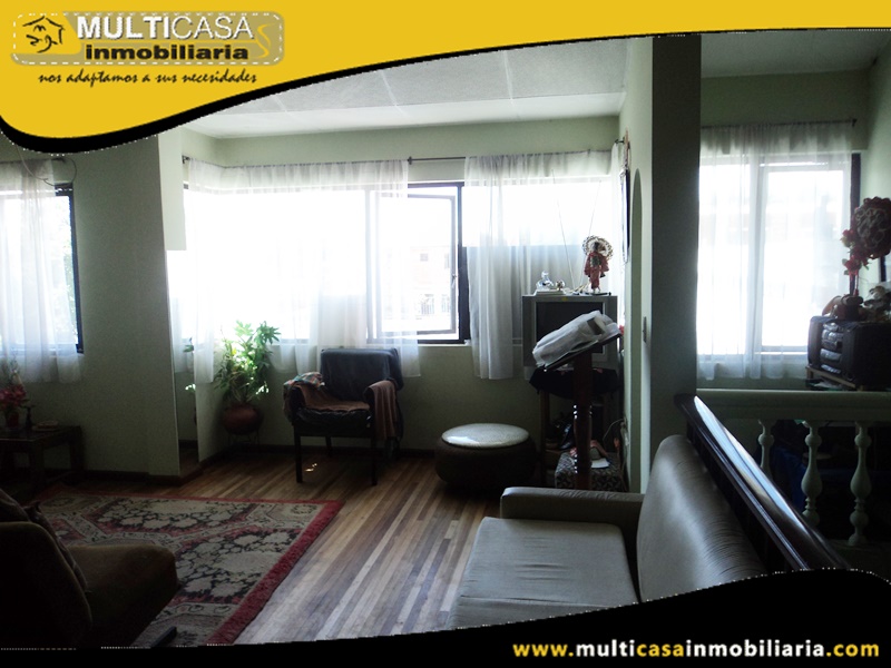 Casa Comercial en Venta a Crédito Sector Ordoñez lasso Cuenca-Ecuador