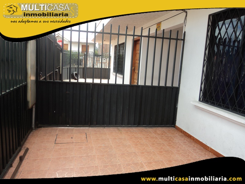 Edificio en Venta a Crédito de Cuatro Departamentos Sector Quinta Chica Cuenca-Ecuador