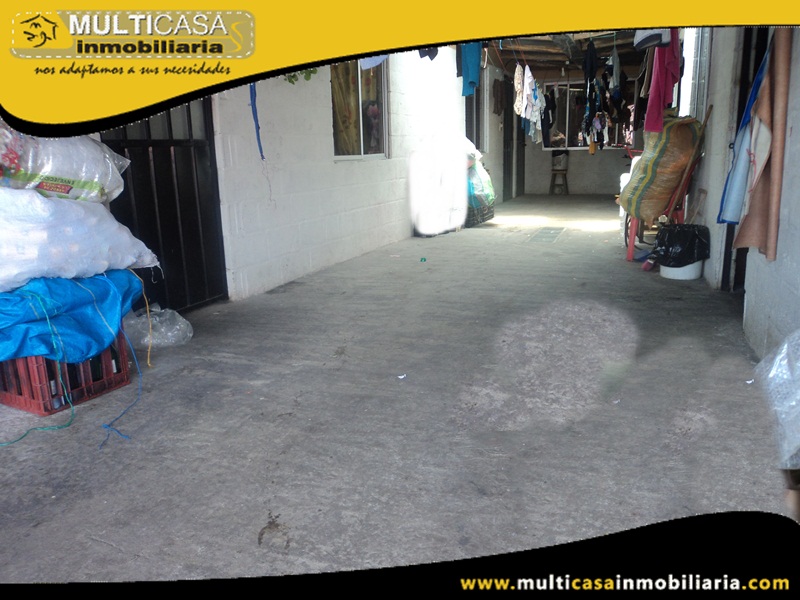 Casa Comercial con 12 Habitaciones en Venta a Crédito Sector Jardínes de San Joaquín Cuenca - Ecuador