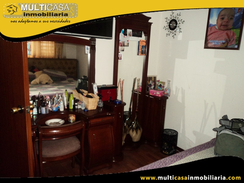 Casa Comercial en Venta a Crédito Sector Narancay Cuenca-Ecuador