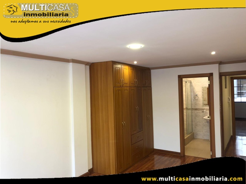 Casa en Venta a Crédito en Urbanización Privada Sector Narancay Cuenca-Ecuador