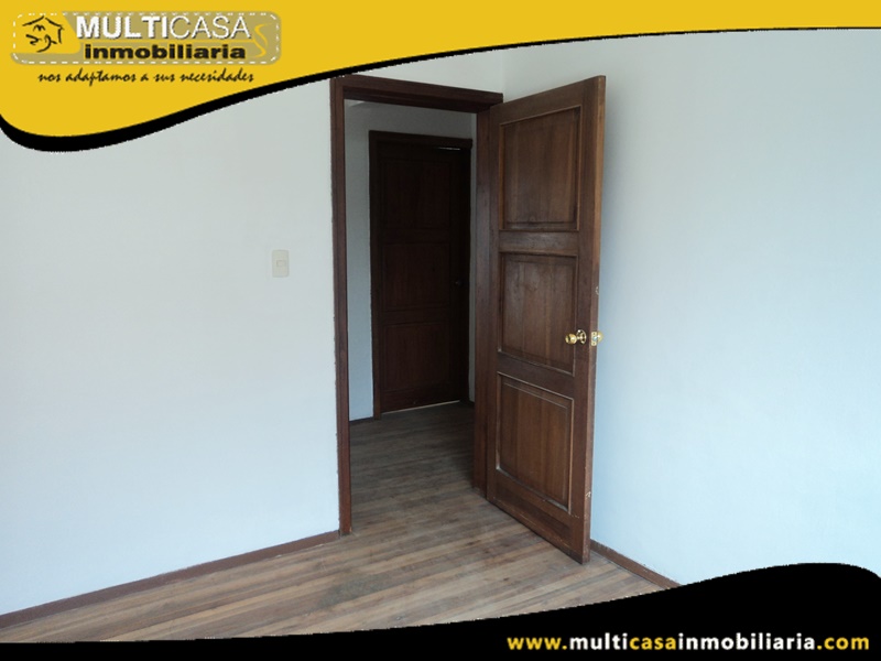Casa en Venta De Dos Departamentos a Crédito Sector Ordoñez Lasso Cuenca-Ecuador