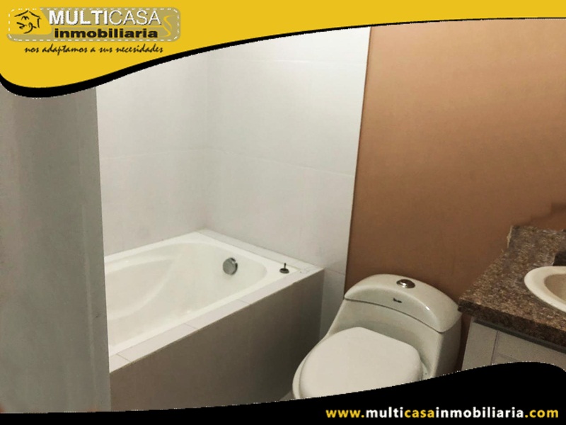 Casa en Venta a Crédito en Condominio Privado Sector Narancay Cuenca-Ecuador