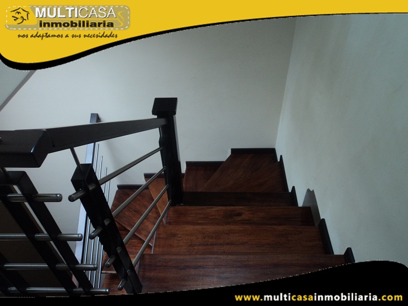 Casa en Venta a Crédito en Condominio Privado Sector Narancay Cuenca-Ecuador
