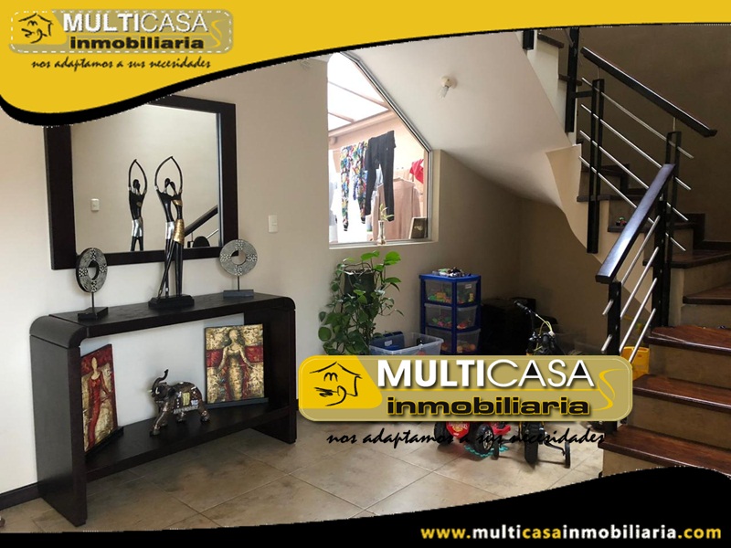 Casa en Venta a Crédito en Condominio Privado Sector Narancay Cuenca-Ecuador