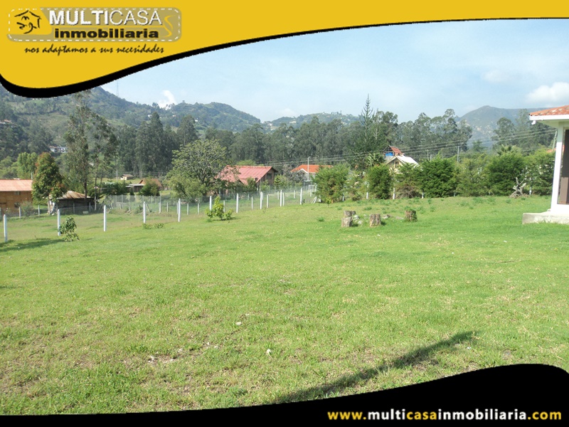 Casa con Terreno en Venta a Crédito Sector Zhullin Azogues-Ecuador