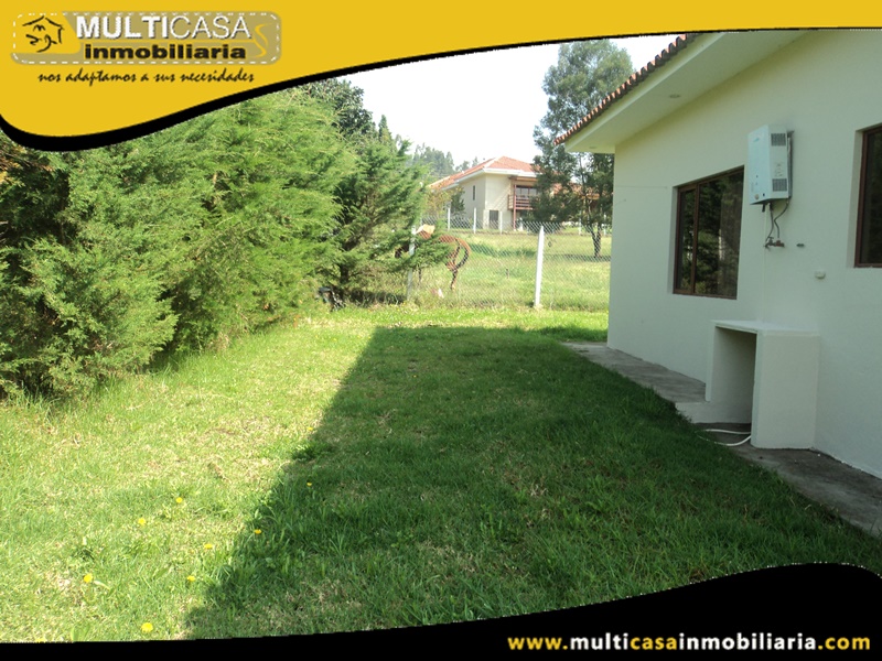 Arriendo Casa con Terreno Sector Zhullin Azogues-Ecuador