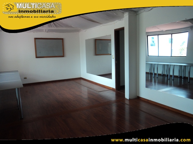 Arriendo Local Comercial Sector Paucarbamba Cuenca - Ecuador