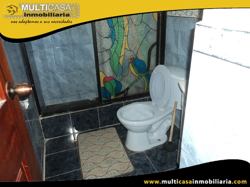 Casa de Tres Pisos más Tres Departamentos en Venta a Crédito Sector Gapal Cuenca-Ecuador
