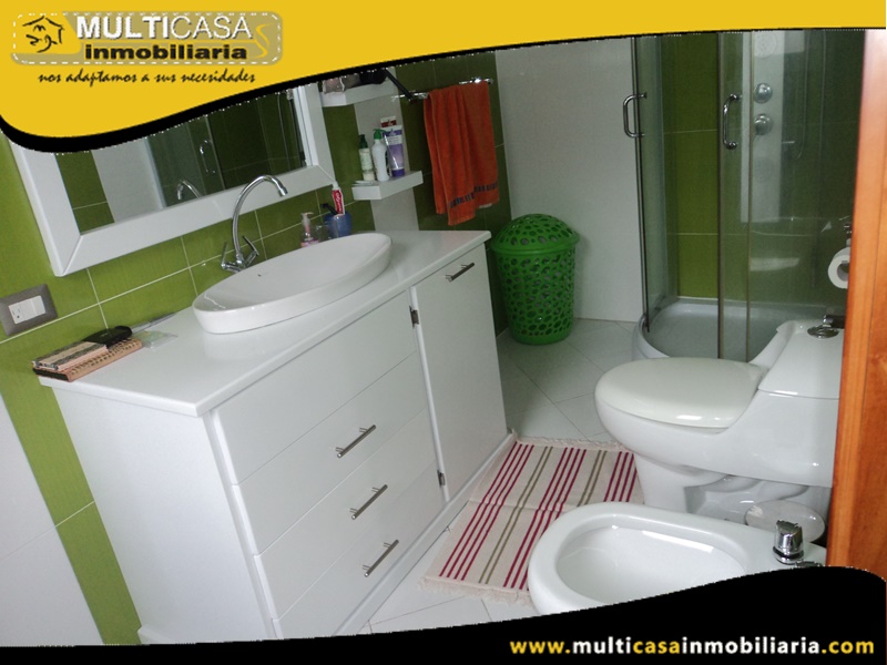 Casa Comercial en Venta a Crédito Sector Los Trigales Cuenca-Ecuador