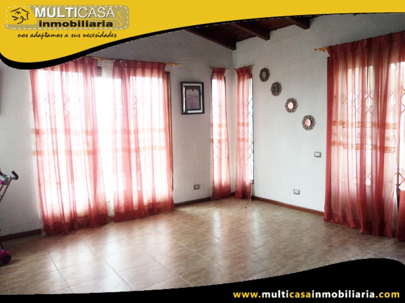 Casa Comercial en Venta a Crédito Sector Los Trigales Cuenca-Ecuador