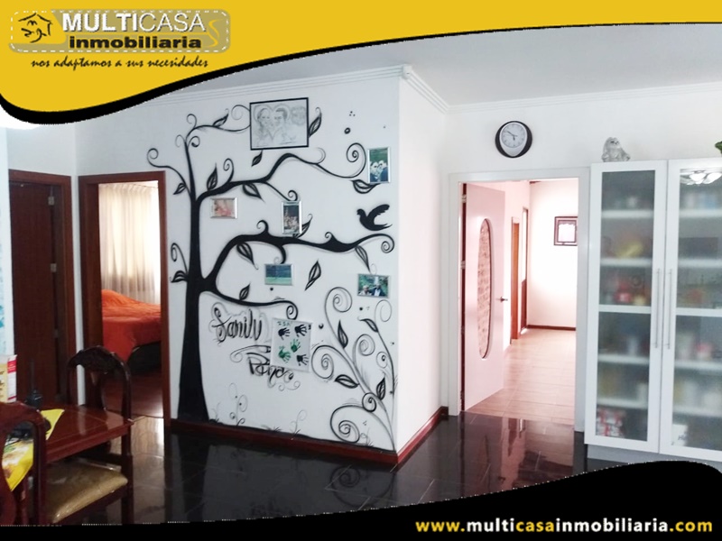 Casa Comercial en Venta a Crédito Sector Los Trigales Cuenca-Ecuador
