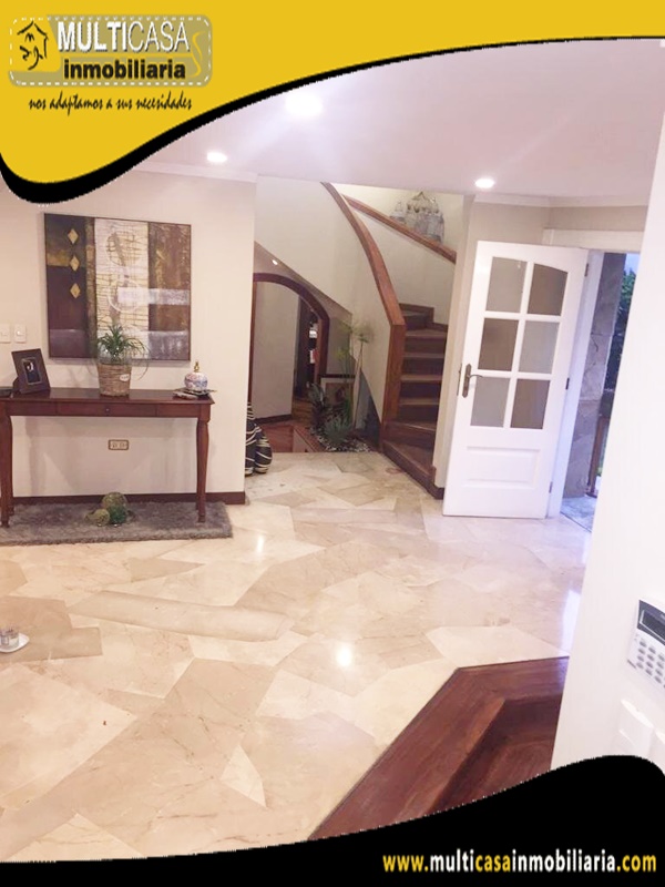 Casa en Venta a Crédito Sector Av. Primero de Mayo Cuenca - Ecuador