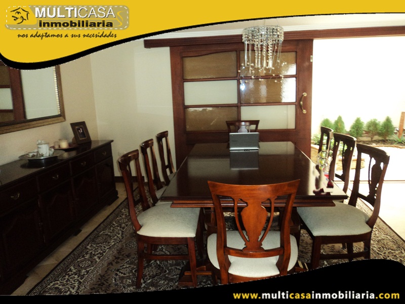 Casa en Venta a Crédito Sector Av. Primero de Mayo Cuenca - Ecuador