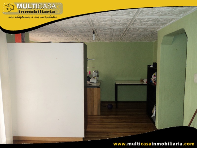 Casa de Tres Departamentos en Venta a Crédito Sector Totoracocha Cuenca-Ecuador