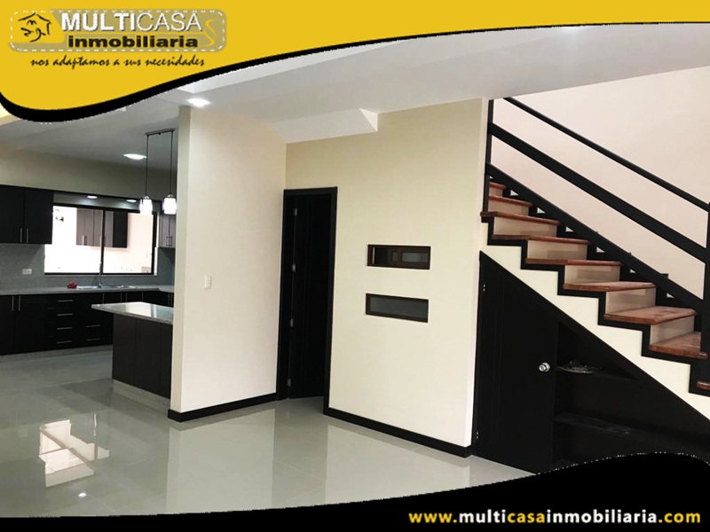 Casa en Venta a Crédito en Condominio Privado Sector Gran Manzana Cuenca - Ecuador