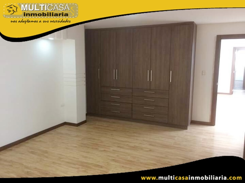 Casa en Venta a Crédito Sector Cdla de los Médicos Cuenca-Ecuador