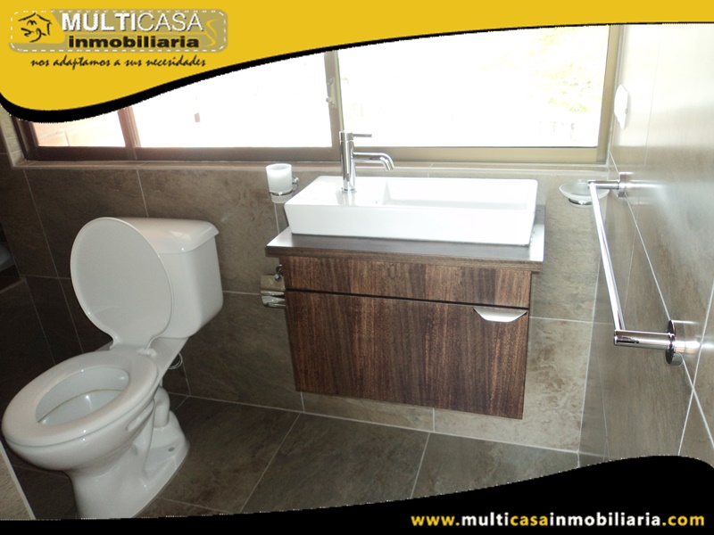 Casa en Urbanización Privada en Venta a Crédito Sector Capulispamba Cuenca-Ecuador