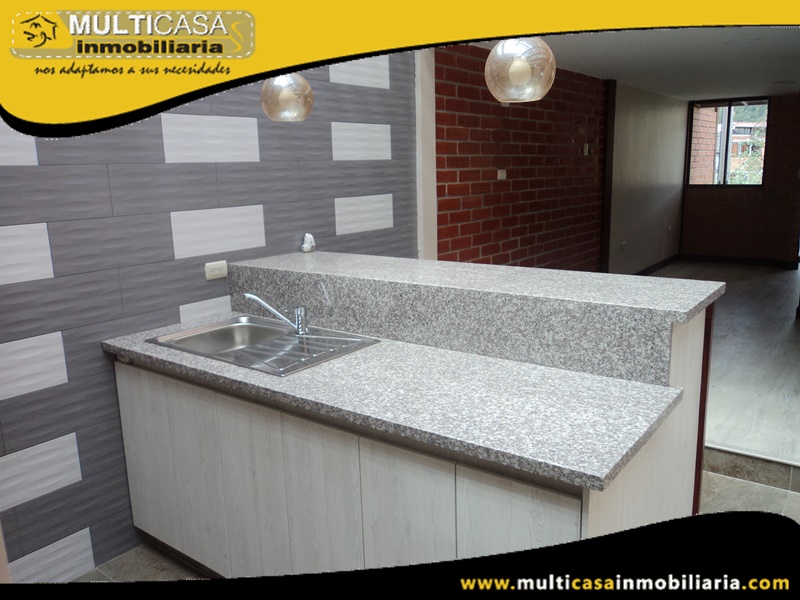 Casa en Urbanización Privada en Venta a Crédito Sector Capulispamba Cuenca-Ecuador