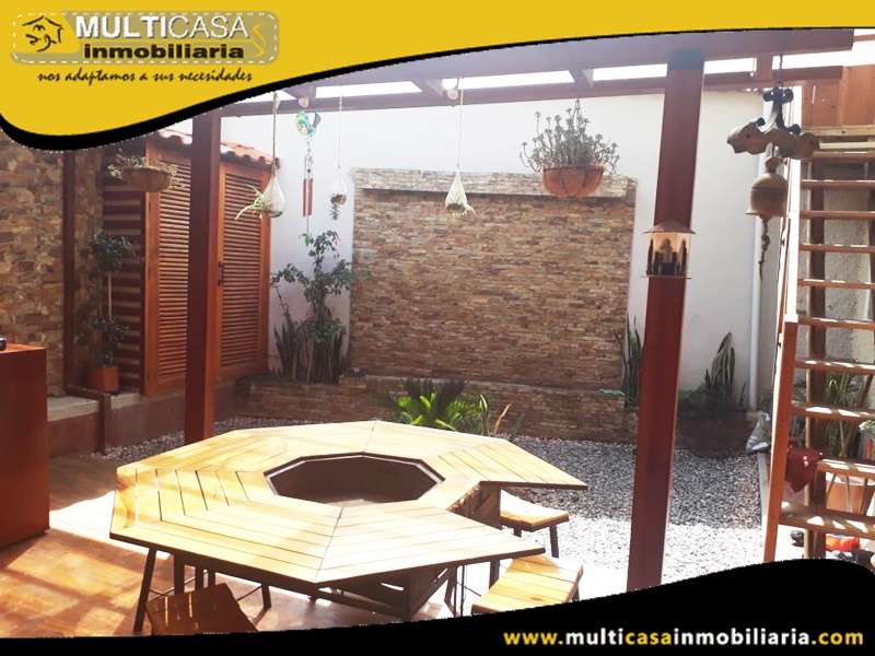 Casa en Venta a Crédito Sector Río Amarillo Cuenca-Ecuador