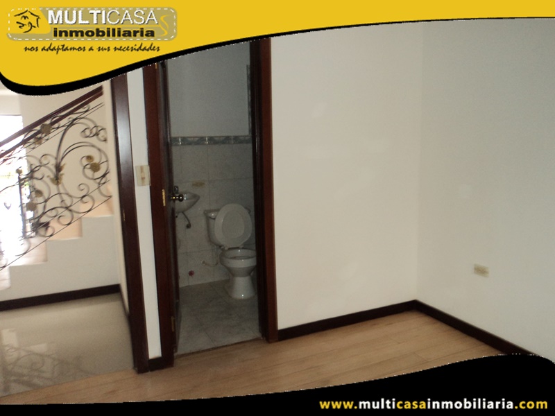 Casa en Venta a Crédito Sector Oro Verde Cuenca-Ecuador