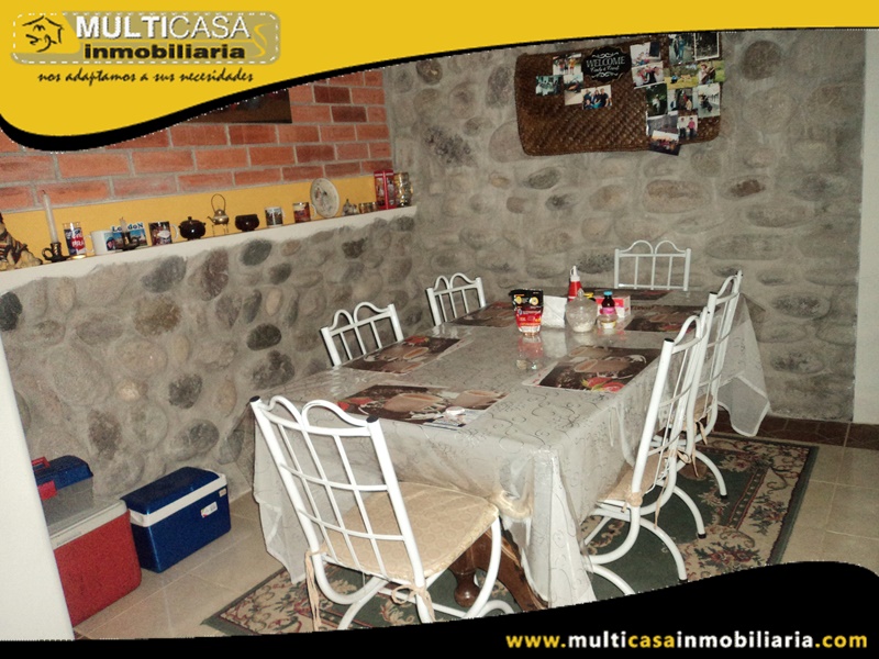Casa Comercial en Venta a Crédito Sector Universidad del Azuay Cuenca-Ecuador