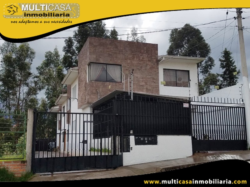 Casa en Venta a Crédito en Urbanización Privada Sector Los Cerezos Cuenca - Ecuador