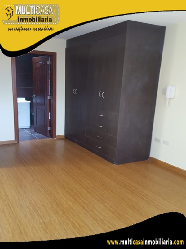 Casa en Venta a Crédito en Urbanización Privada Sector Los Cerezos Cuenca - Ecuador