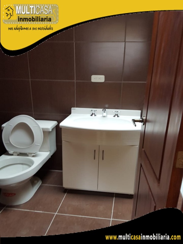Casa en Venta a Crédito en Urbanización Privada Sector Los Cerezos Cuenca - Ecuador