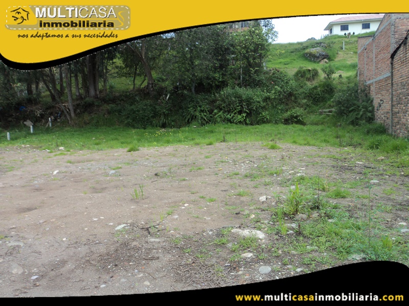 Terreno Comercial de 847 m2 en Venta a Crédito Sector Medio Ejido-Autopista Cuenca-Ecuador