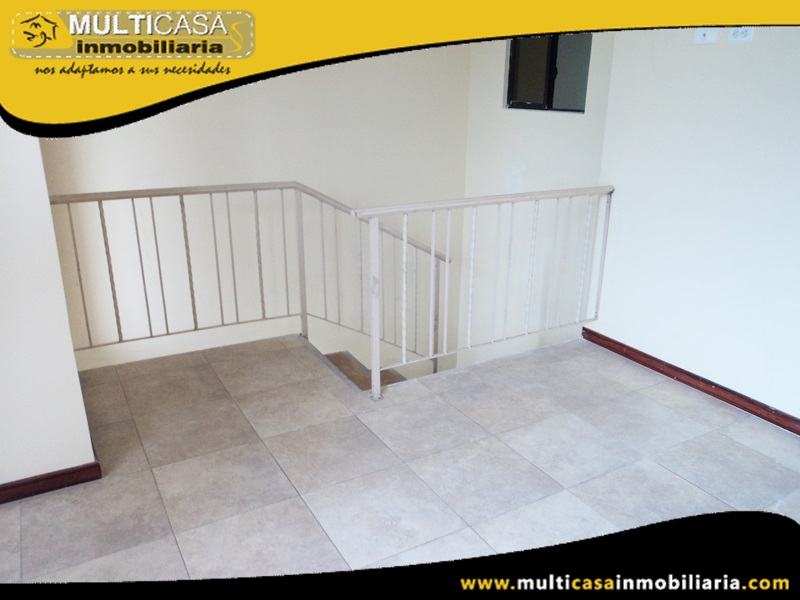 Casa en Venta en Urbanización privada a Crédito Sector el Valle Cuenca Ecuador