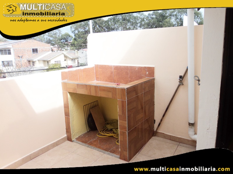 Casa Comecial  en Venta a Credito Sector Bosque de  Monay-Cuenca Ecuador