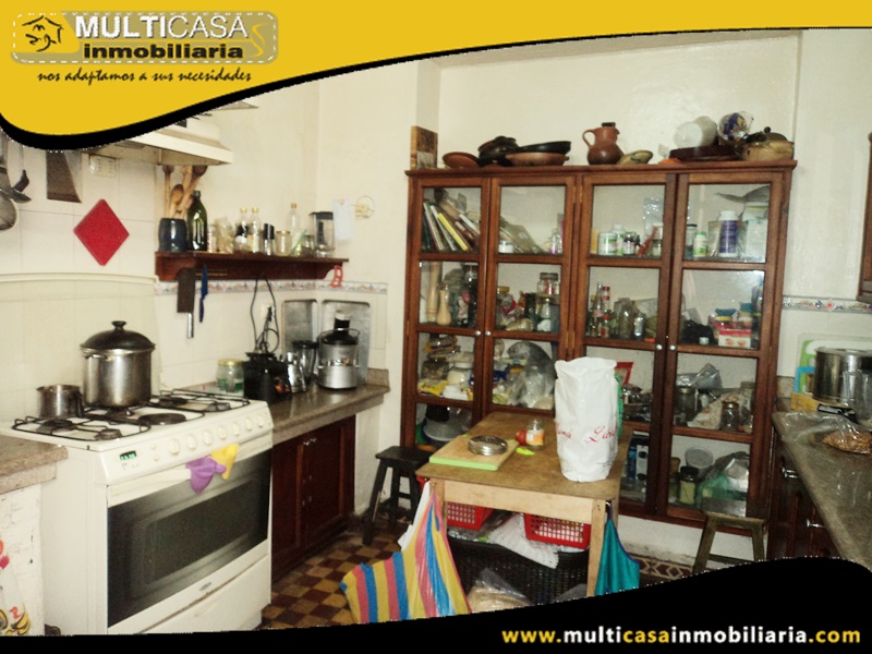 Casa Comercial en Venta a Crédito Sector Centro Historico Cuenca-Ecuador