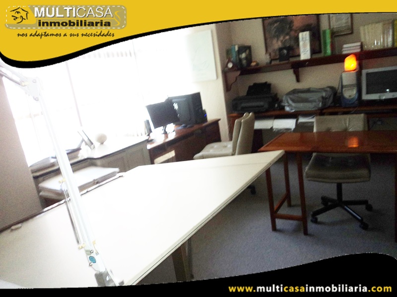 Casa Comercial en Venta a Crédito Sector Centro Historico Cuenca-Ecuador