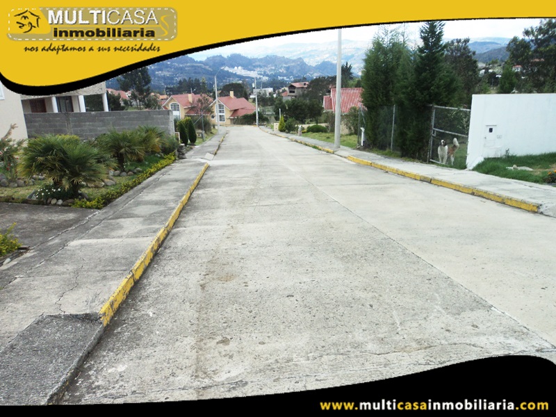 Terreno en Venta a  Crédito En Condominio con licencia Urbanistica Sector Challuabamba Cuenca-Ecuador