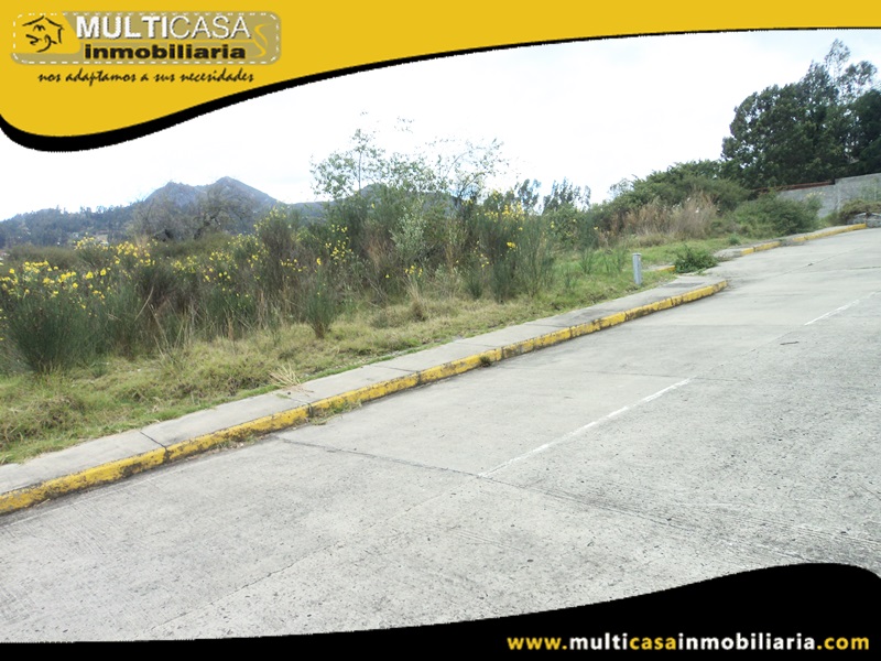Terreno en Venta a  Crédito En Condominio con licencia Urbanistica Sector Challuabamba Cuenca-Ecuador