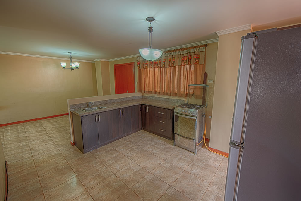 Arriendo departamento sector Colegio Borja