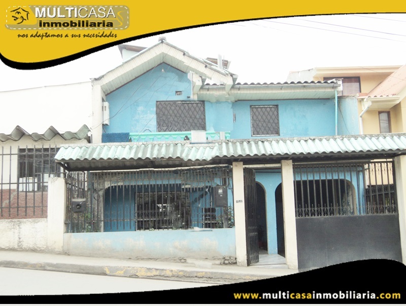 Casa Comercial en Venta a Crédito Sector Centro de Azogues-Ecuador