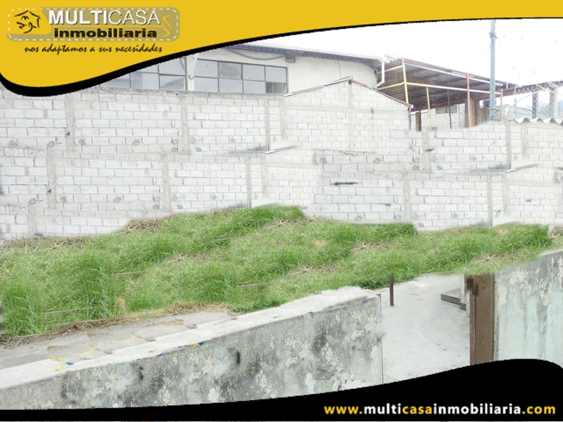 Casa Comercial en Venta a Crédito Sector Centro de Azogues-Ecuador