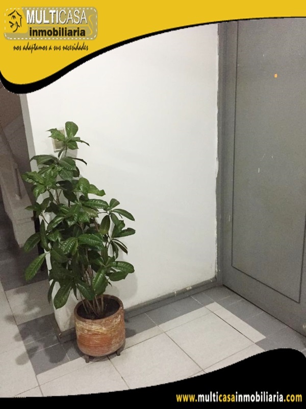 Local Comercial Ideal Para Oficina En Venta a Crédito Sector Ordoñez Lasso Cuenca-Ecuador